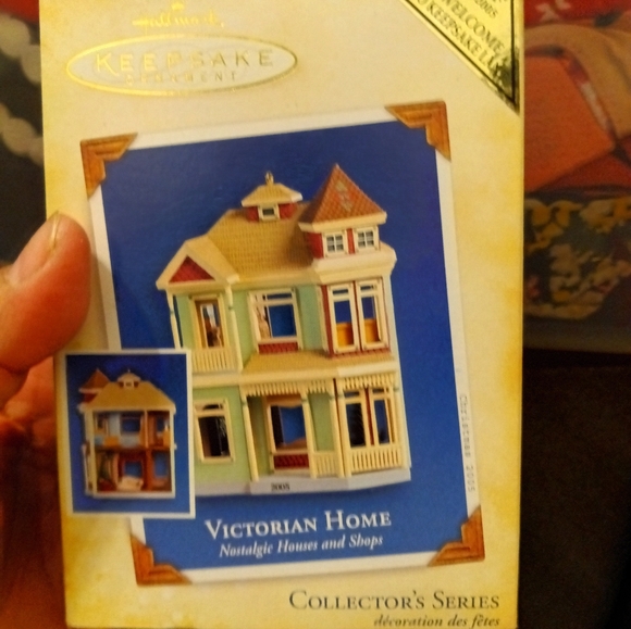 Hallmark Set of 3 Collectors Series Ornaments!! (New) - Picture 5 of 7